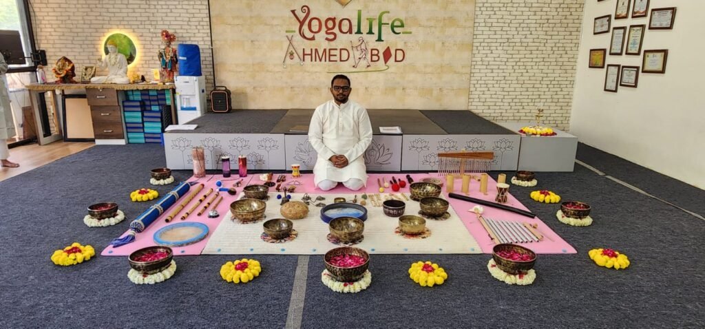 Sound Healing Course with singing bowls and sound healing instruments